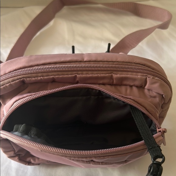 Adidas Pink Crossbody Bag with Gold Logo - Picture 2 of 7